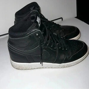 Nike Air Jordan 1 Retro High Black Size 4.5Y 4.5 Youth 2015 EUC